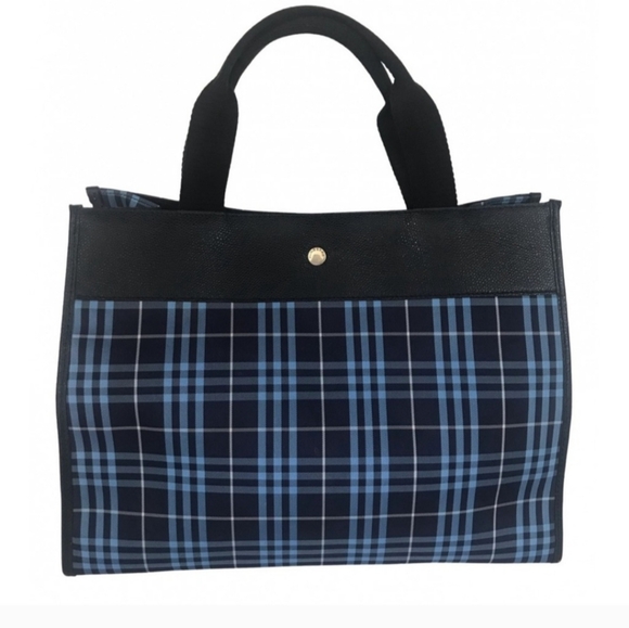 AUTHENTIC NWT Burberry tote bag. - Picture 7 of 11